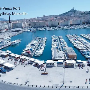 le-pytheas-vieux-port-marseille.fr-provencehotel.com/